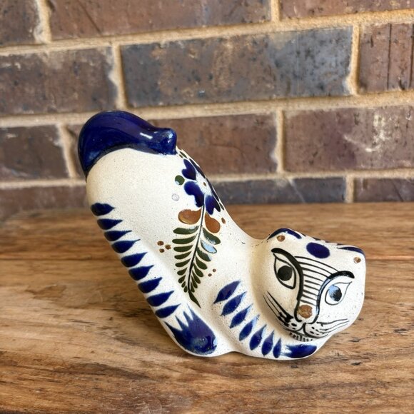 Vtg Tonala Mexican Pottery Cat Figurine Hand Painted Stretching Pose 5.25" - Picture 1 of 12